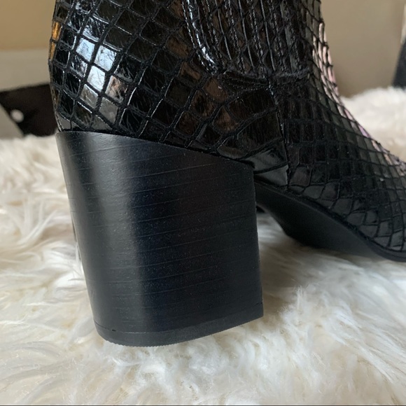 NEW Steve Madden black snake Jain booties | 6.5 - Picture 4 of 4